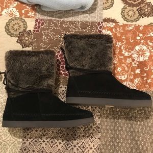 Women TOMS boots